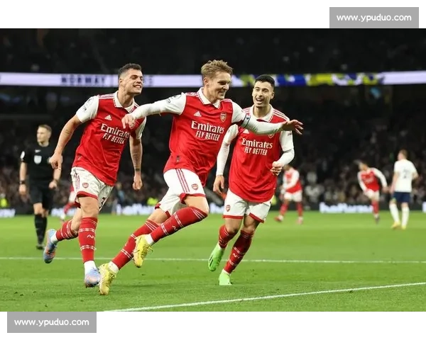 散步见端倪！大加布归队，阿森纳静候水晶宫